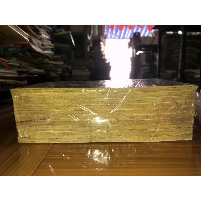 Cô bạn kỳ lạ 779660