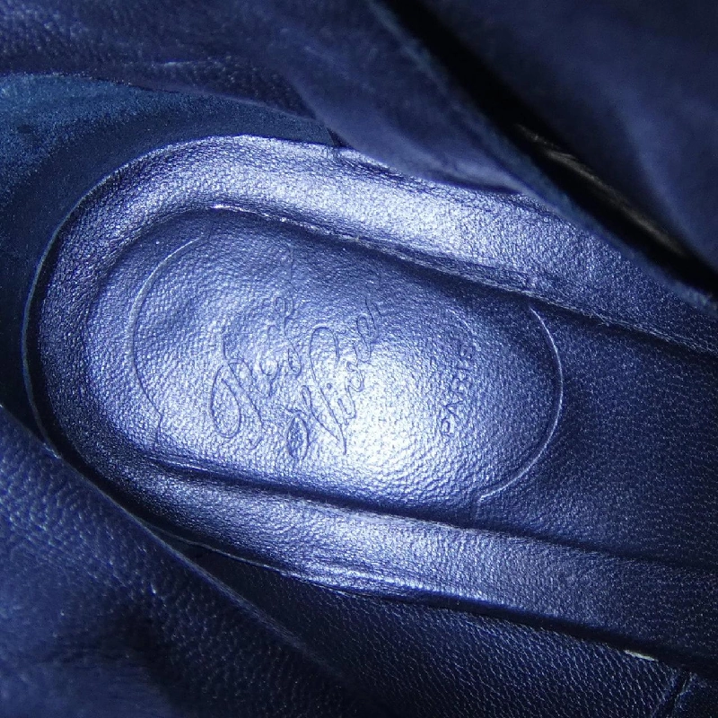 Giày boot ROGER VIVIER - Hàng hiệu Authentic 828289