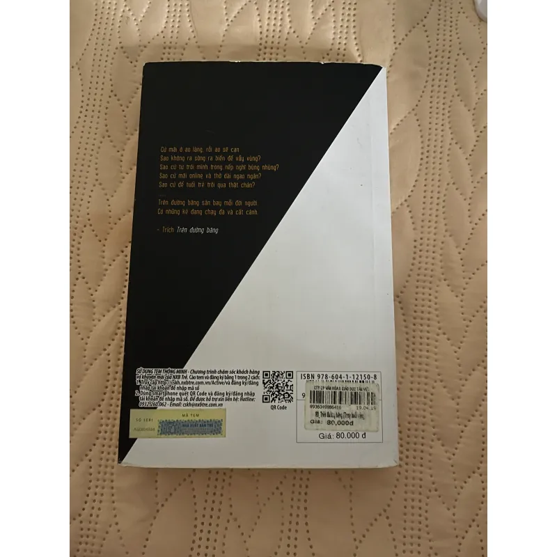 Trên đường băng 931387