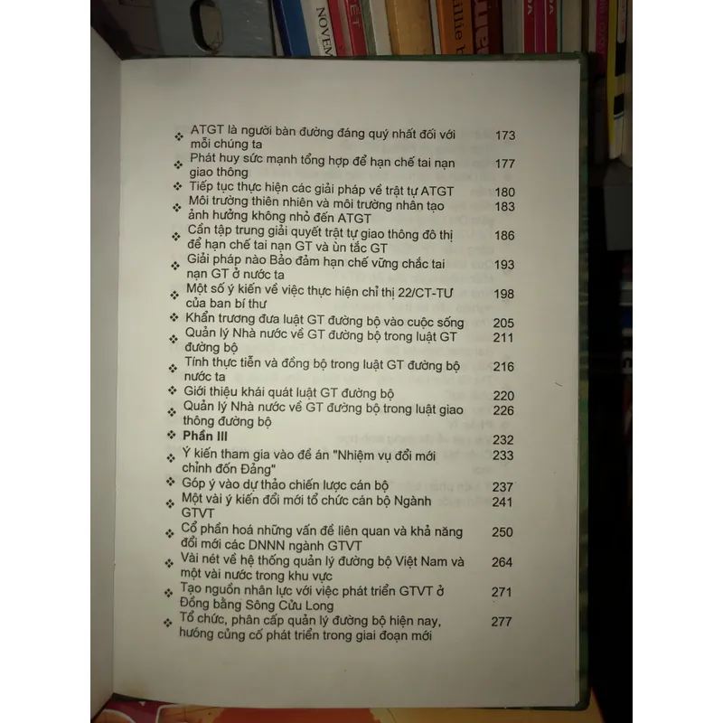 Bàn về vận tải và an toàn giao thông - Phạm Thế Minh 712310