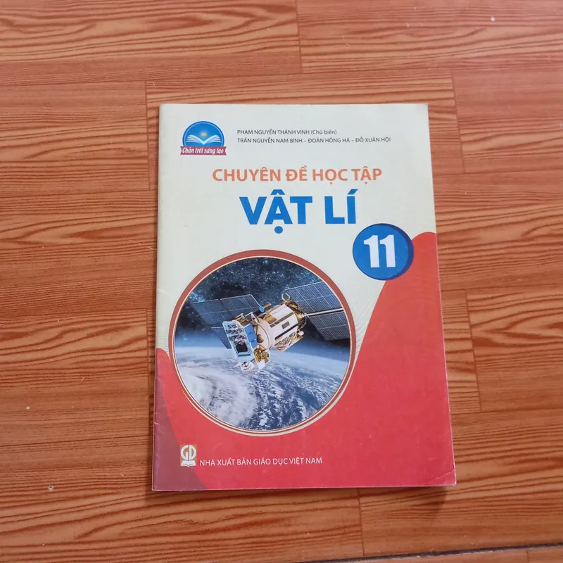 Chuyên Đề Học Tập Vật Lí Lớp 11-Chân Trời Sáng Tạo 563481