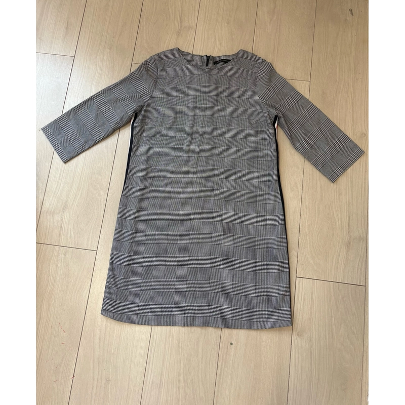 Đầm suông tay dài Zara 466557