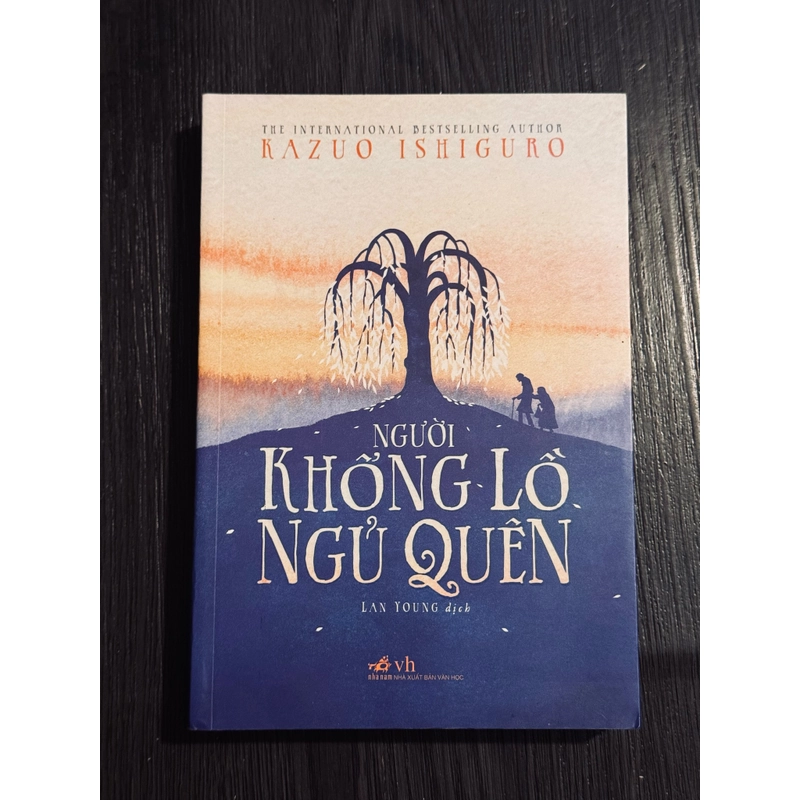 Người khổng lồ ngủ quên 472745