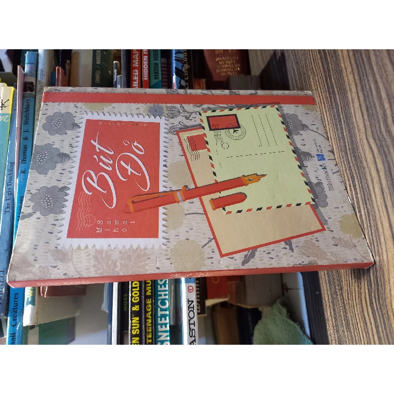 Bút đỏ - Miho Sawai 356131