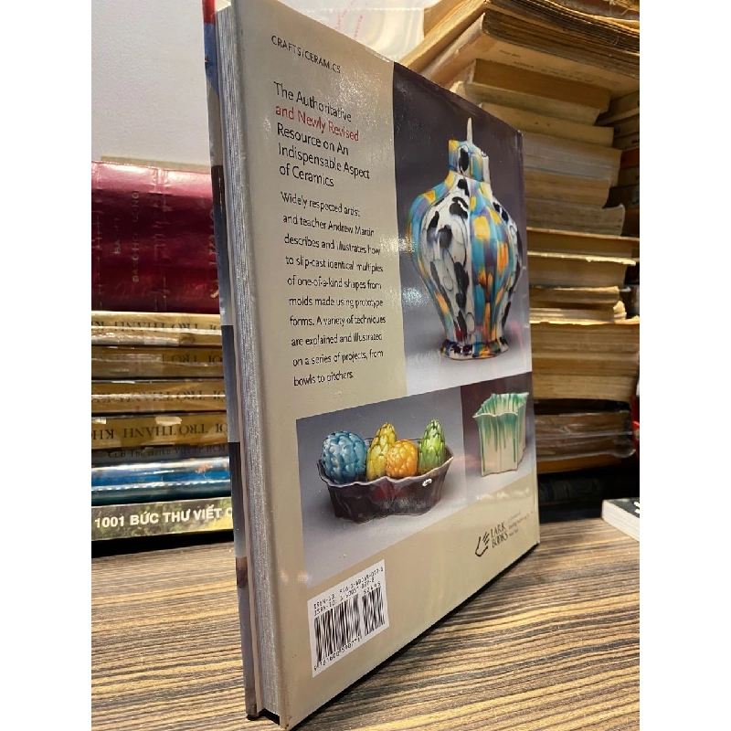 The Essential Guide to Mold Making & Slip Casting - Andrew Martin 936793