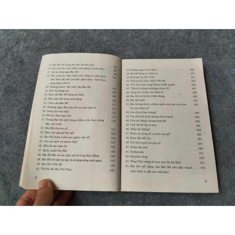 117 CHUYỆN KỂ VỀ TẤM GƯƠNG ĐẠO ĐỨC HỒ CHÍ MINH 700974