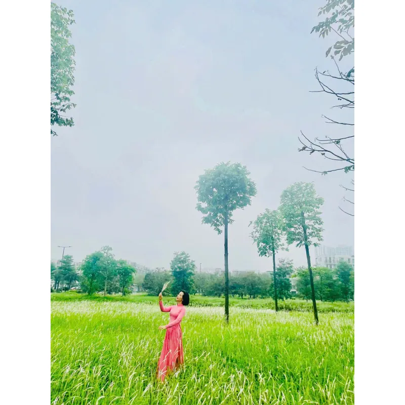 Áo dài thiết kế màu hồng phấn, size S, mặc 3 lần. 695179