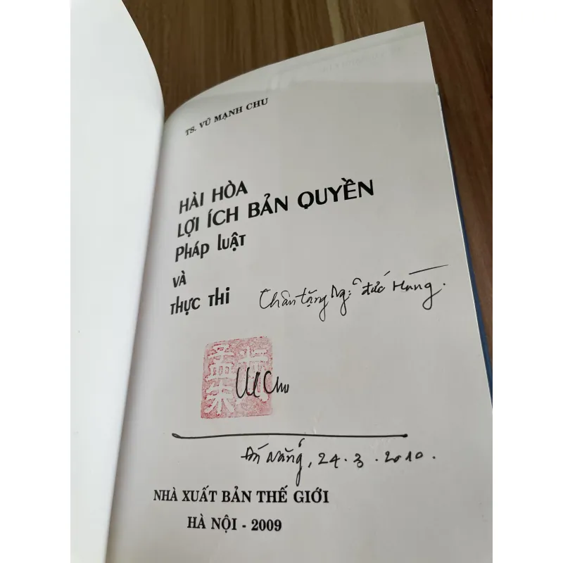 TS. VŨ MẠNH CHU - HÀI HÒA LỢI ÍCH BẢN QUYỀN PHÁP LUẬT & THỰC THI 748574