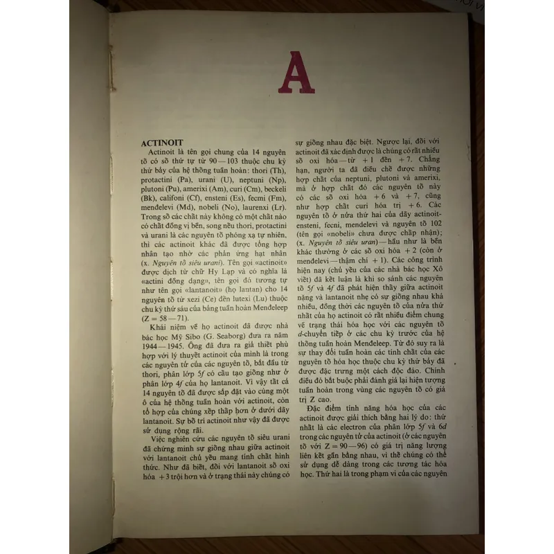 Từ điển bách khoa nhà hoá học trẻ tuổi  731806
