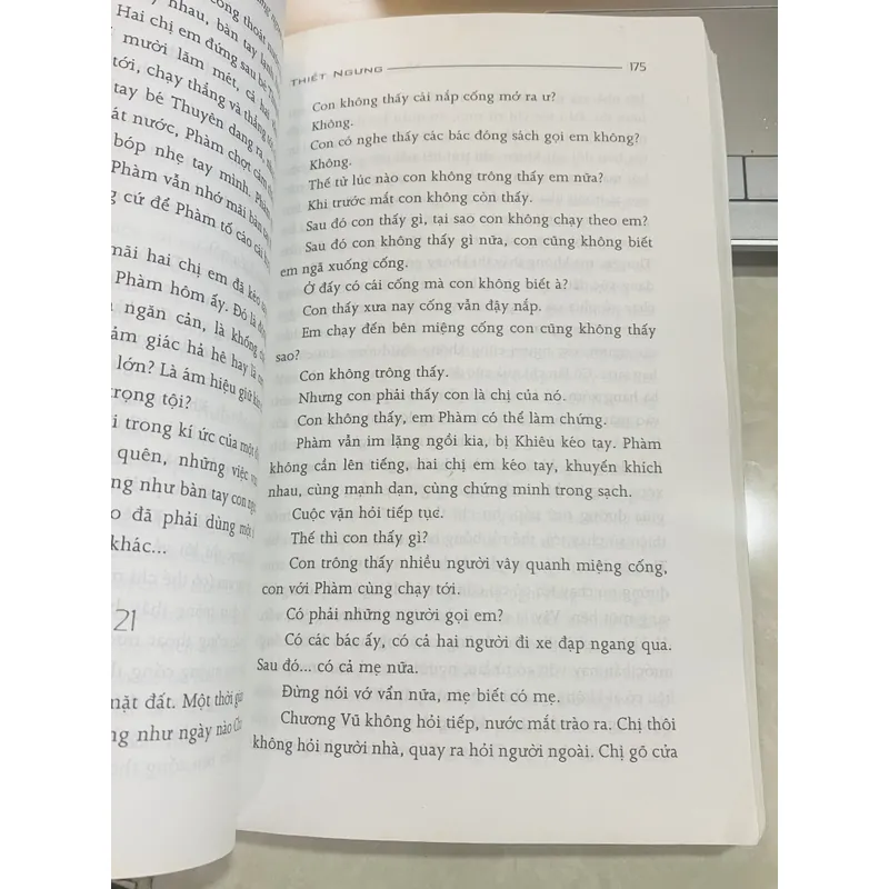 NHỮNG NGƯỜI ĐÀN BÀ TẮM - THIẾT NGƯNG 605401