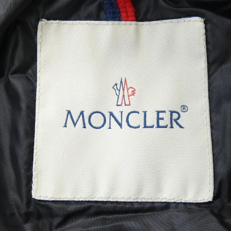 Áo khoác lông vũ MONCLER 640230