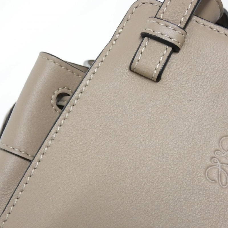 Túi xách vai Loewe Hammock Drawstring Mini 314 30 V07 - Hàng hiệu Authentic 801304