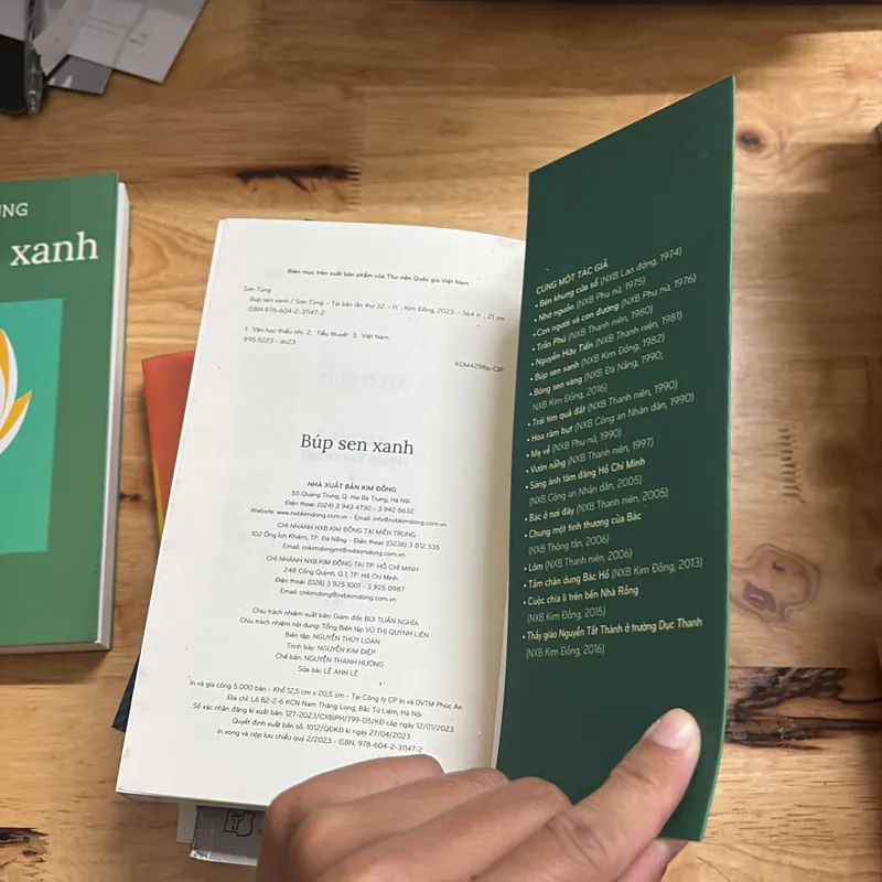 II Tiểu Thuyết: Búp Sen Xanh - Sơn Tùng - 2023 702642