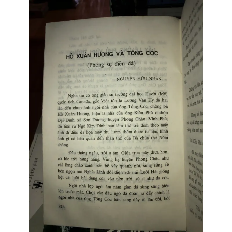 Hồ Xuân Hương thơ và đời  1001130