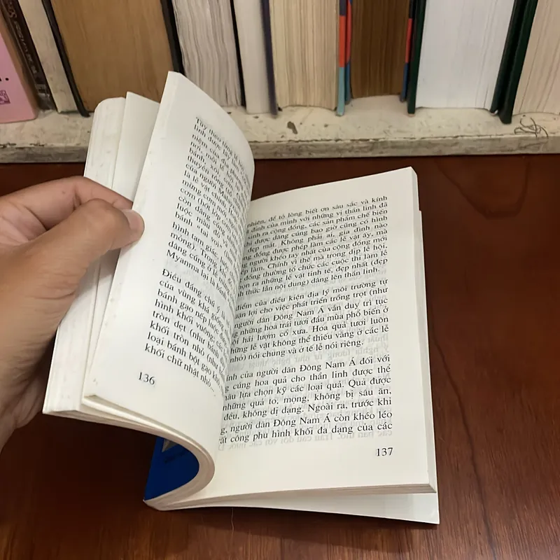 II Tựa sách: Những Tương Đồng Giữa Các Lễ Hội Cổ Truyền Đông Nam Á - Trần Bình Minh - 2000 589101