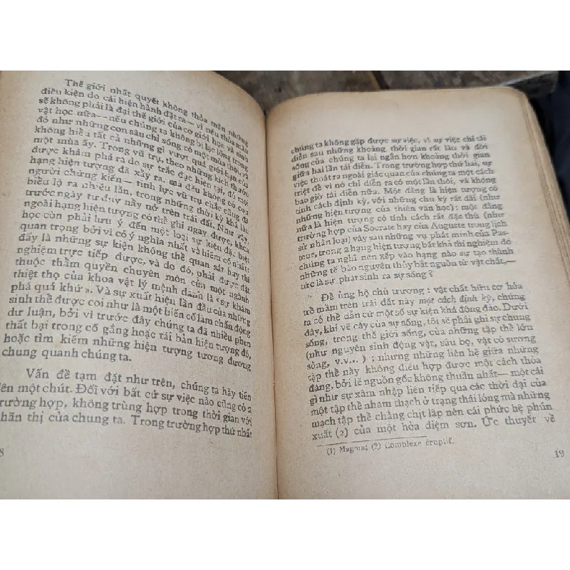 Tế bào sinh vật loài người - Linh Mục P.T de Chardin 604393