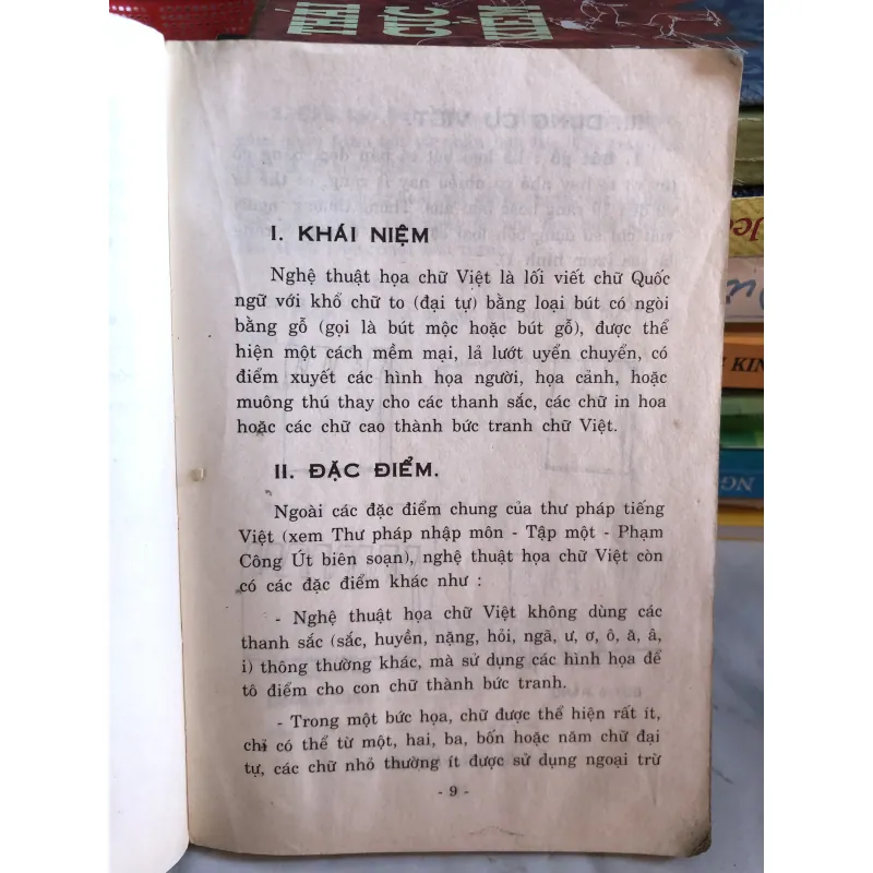 Nghệ thuật hoạ chữ Việt - Thư quán cảo thơm quận 10 & CLB thư pháp quận 8 biên soạn 1001812