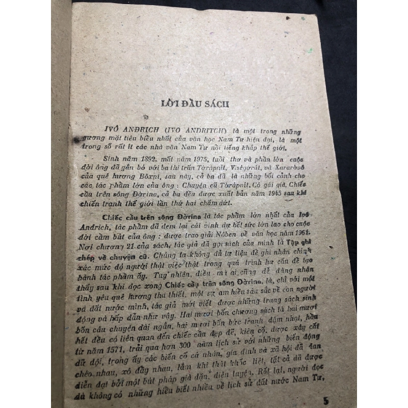 Chiếc cầu trên sông 1986 tác giả giải Nobel 1961 mới 50% ố nặng tróc gáy Ivo An Đrich HPB0906 SÁCH VĂN HỌC 914990