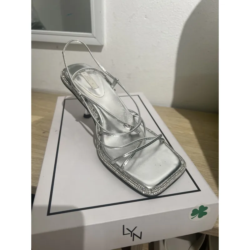 Cao gót ánh bạc 1023577