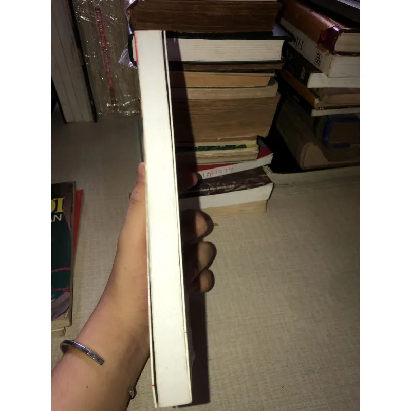 Cuộc Chiến Đã Qu Niềm Đau Và Nỗi Nhớ Vẫn Còn - ANTHONY LOYD 934680