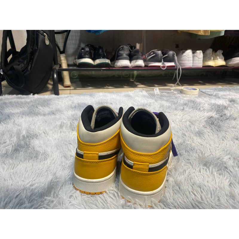 Giày Nike Air Jordan 1 Mid size 43 mới 99% Auth 70042