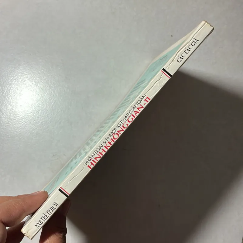 Phân loại và phương pháp giải toán: hình không gian lớp 11 797090