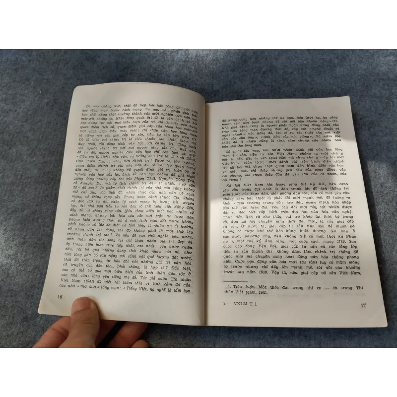 VĂN XUÔI LÃNG MẠN VIỆT NAM (1930 - 1945) 719935