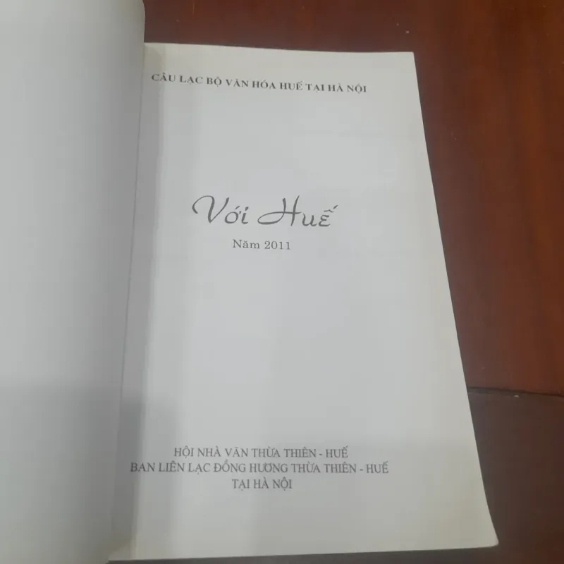 Câu lạc bộ văn hóa Huế tại Hà Nội - VỚI HUẾ (năm 2011) 1032184