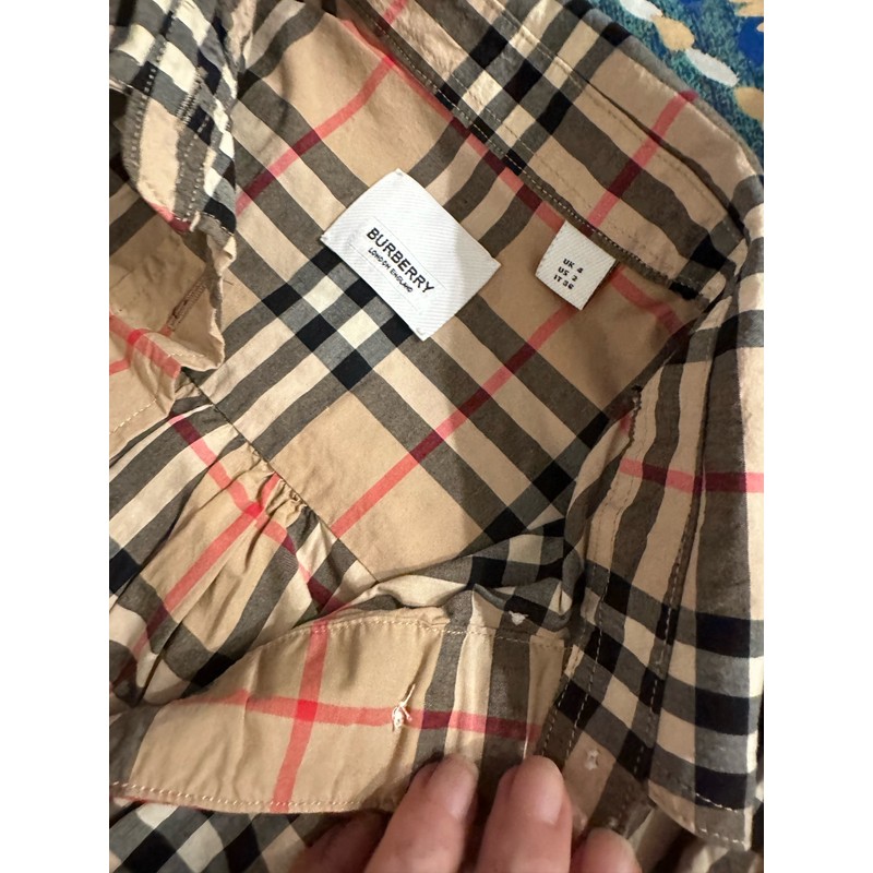 Váy Burberry size S mặc 2 lần 180665