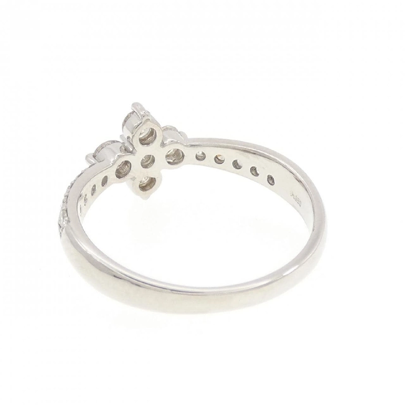 【Sản phẩm mới】Nhẫn kim cương PT950 hình hoa 0.50CT 671109