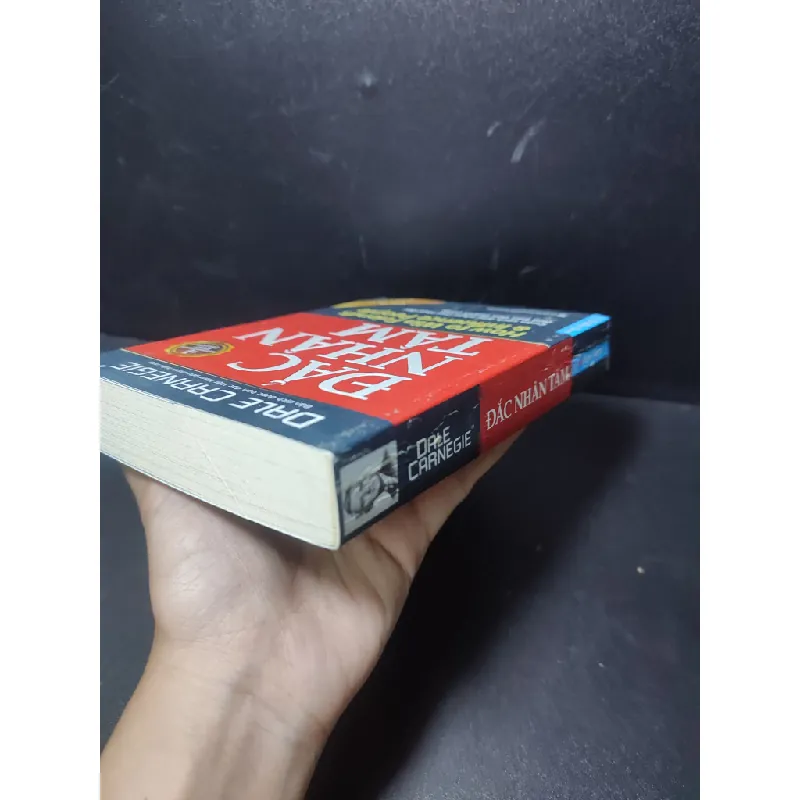 [59K/kg] Đắc Nhân Tâm Dale Carnegie 2020 (Khổ Nhỏ) mới 80% ố, bẩn bìa, tróc gáy, mộc đỏ HCM2301 kỹ năng 364856