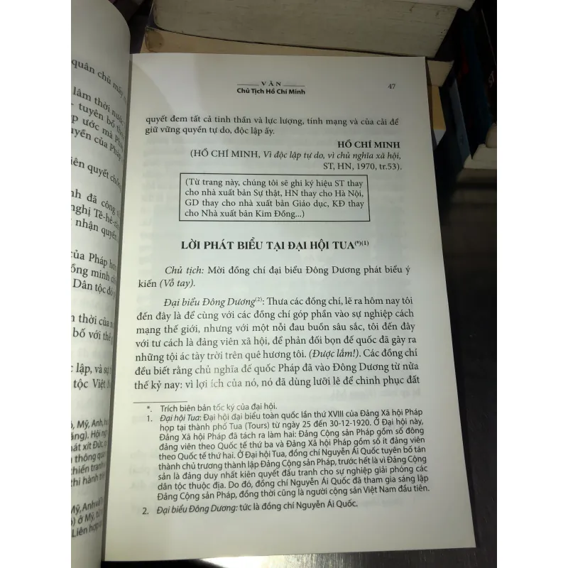 Văn chủ tịch Hồ Chí Minh  999463