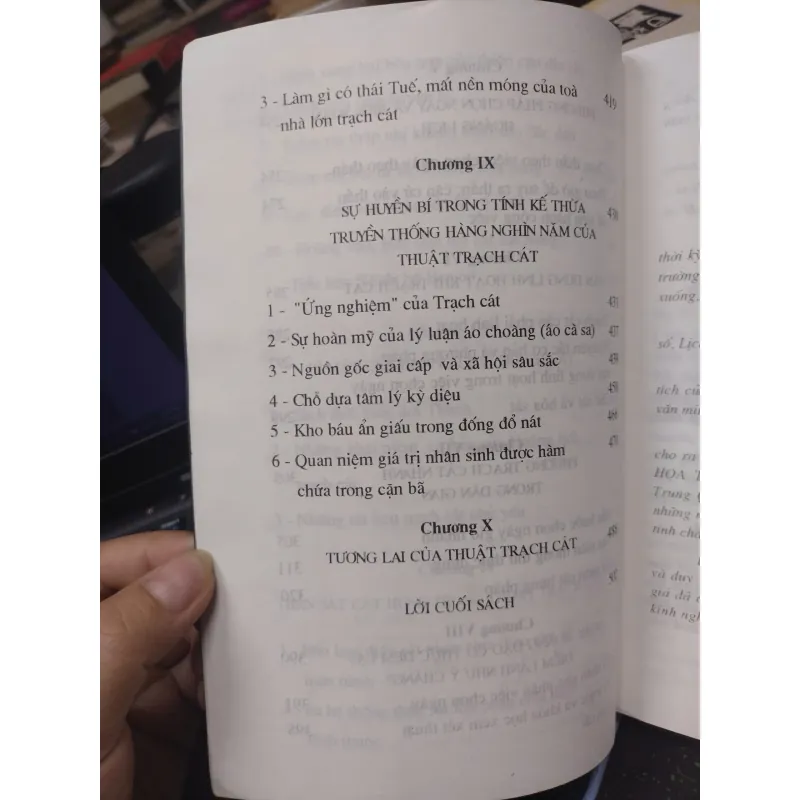 Sách: Trạch cát thần bí (A3) - Tác giả: Lưu Đạo Siêu - Chu Vĩnh Ích 690003