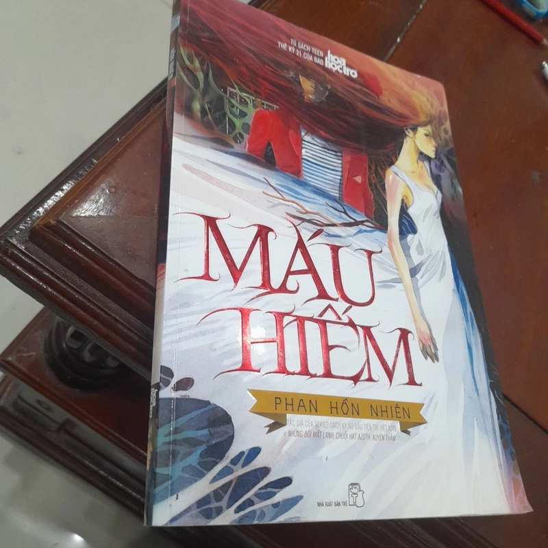 Phan Hồn Nhiên - MÁU HIẾM 479144