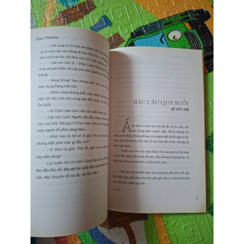 Cô giáo xì-tin 966558