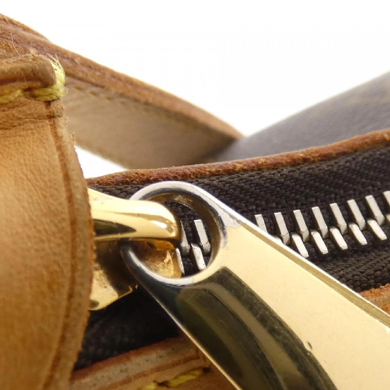 Túi xách vai Louis Vuitton Monogram Tikal GM M40077 613483