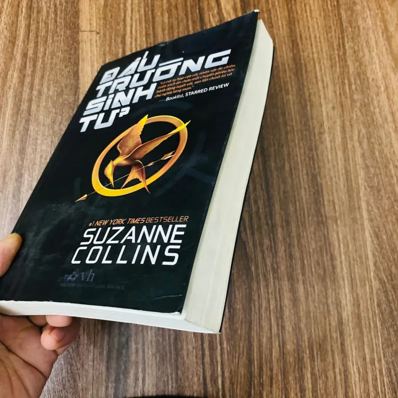 Đấu trường sinh tử - Suzanne Collins#HATRA 1026635