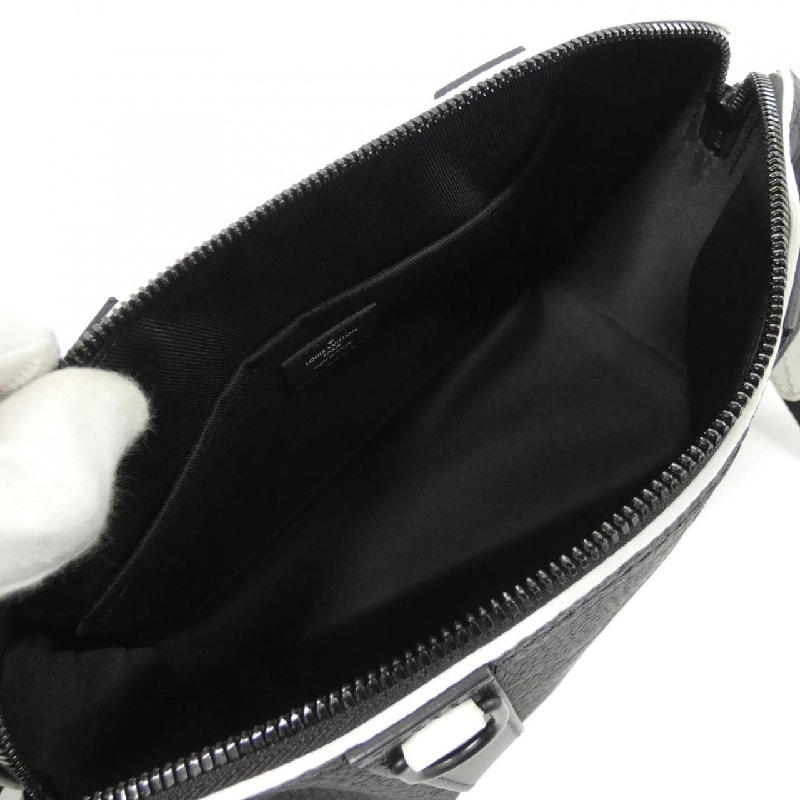 Túi xách vai Louis Vuitton LVxFIFA City Keepall M21543 - Hàng hiệu Chính hãng 766948