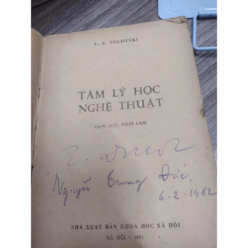 Sách: Tâm lý học nghệ thuật - L.X Vucốtxki (A2) 576473