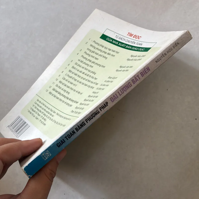 Giải toán bằng phương pháp đại lượng bất biến - Nguyễn hữu điển 739479