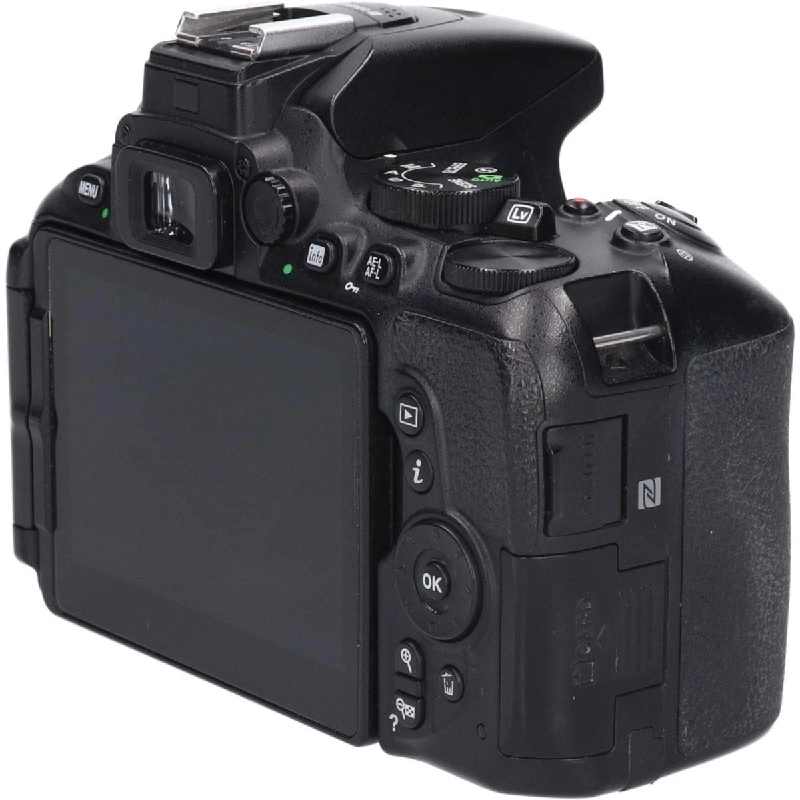 Ｄ５６００ - Hàng hiệu Authentic 885699