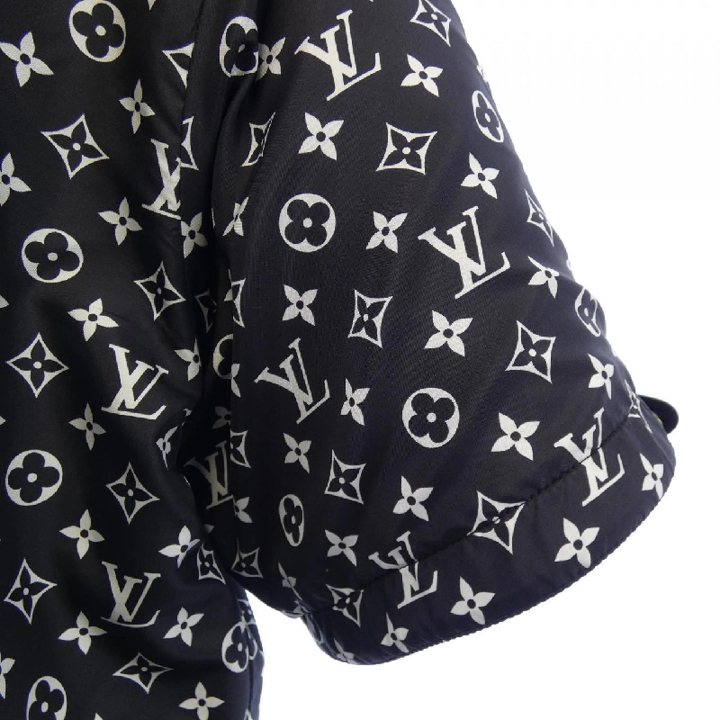 Áo khoác LOUIS VUITTON FMOW36KF5 - Hàng hiệu Authentic 816126