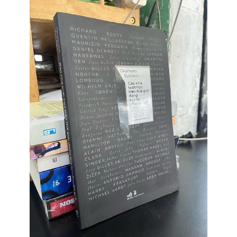 Các nhà triết học trên thế giới đang suy tư chuyện gì? - Okamoto Yuichiro 798471