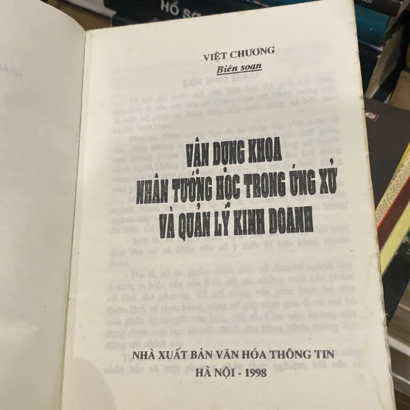 VẬN DỤNG KHOA NHÂN TƯỚNG HỌC TRONG ỨNG XỬ VÀ QUẢN KÝ LÝ KINH DOANH (xb 1998) 708007