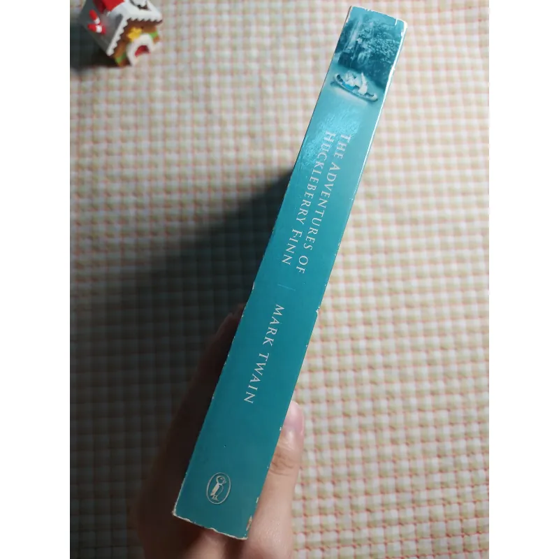 THE ADVENTURES OF HUCKLEBERRY FINN – Mark Twain Puffin Classics 749392