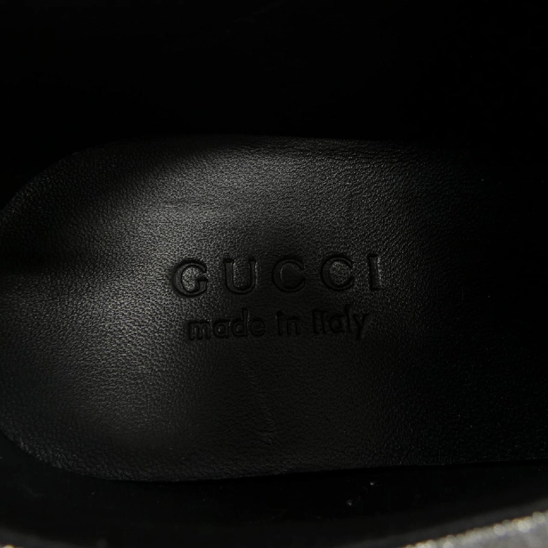 Giày thể thao GUCCI 660457