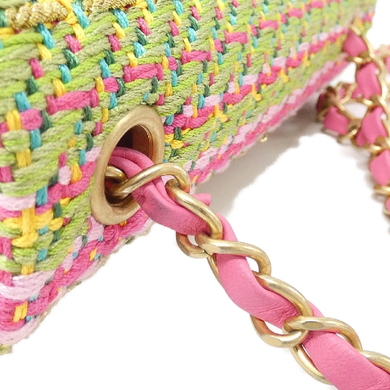 Túi xách chéo Chanel 69900 613048