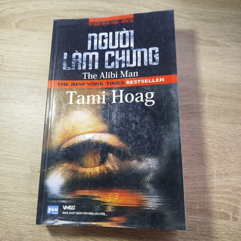 Người làm chứng 688051