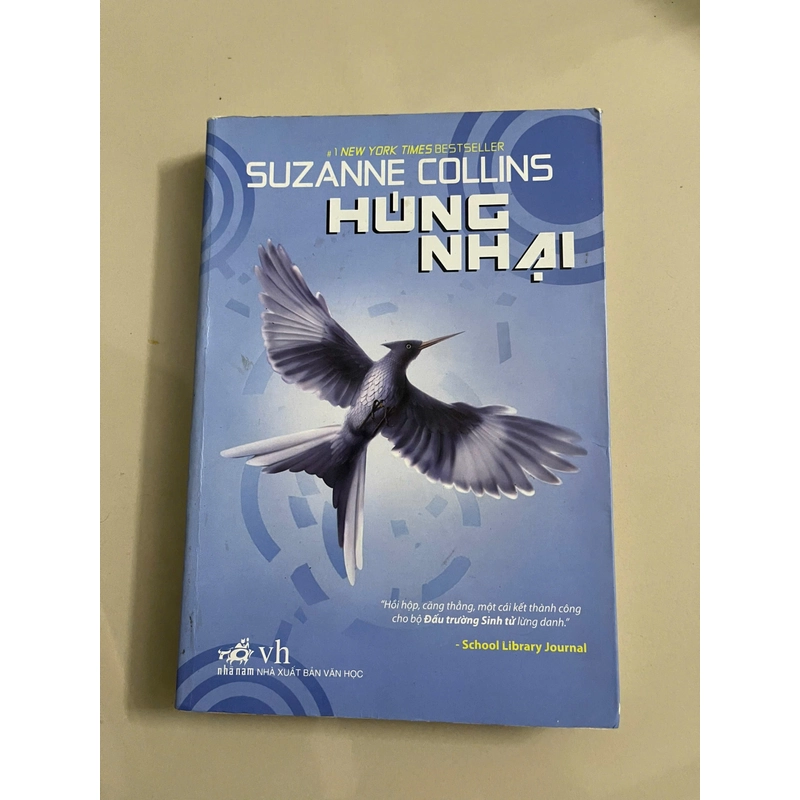 Húng Nhại - Suzanne Collins, mới 85% (chữ ký chủ cũ trang đầu) (Hoi) 34868