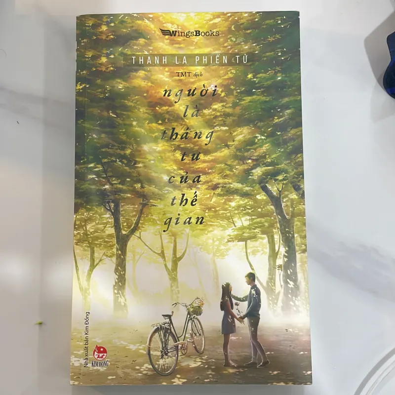 Người là tháng tư của thế gian còn mới nguyên 966350